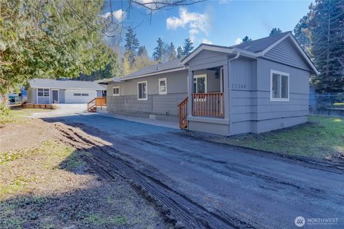 11244 10th Ave S, Seattle, WA, 98168-2112 | Card Image