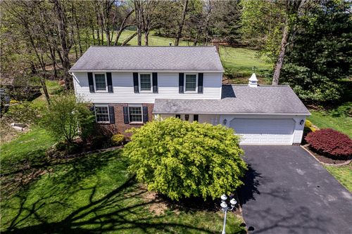 52 Greenview Dr, Jeannette, PA, 15644-9675 | Card Image