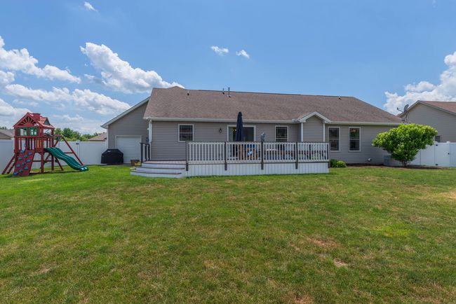 1619 W Meadowlark Dr, Home with 3 bedrooms, 3 bathrooms and null parking in Pontiac IL | Image 42