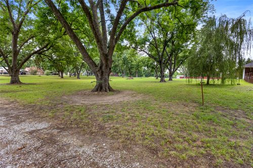 11 Orchard Street, Eufaula, OK, 74432 | Card Image