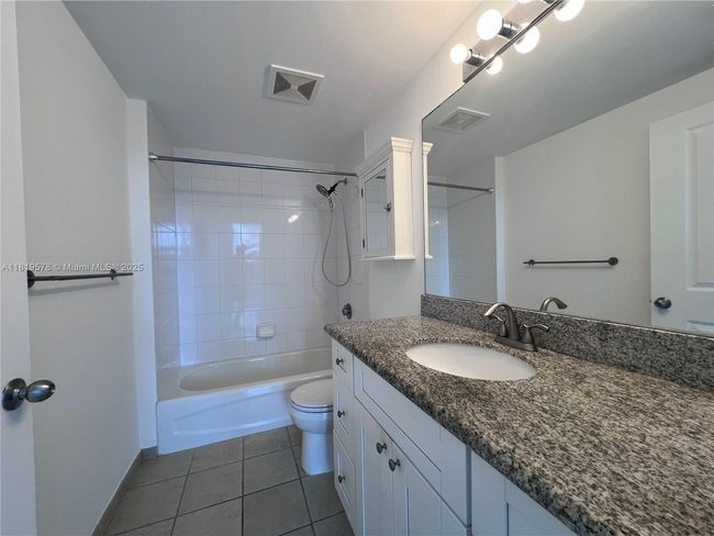APT-2104 - 1250 S Miami Ave, Condo with 2 bedrooms, 2 bathrooms and null parking in Miami FL | Image 11