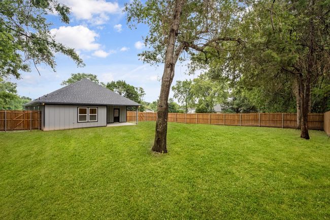 View of yard | Image 32