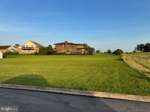 2317 Palomino Rd, DOVER, PA, 17315-3622 | Card Image