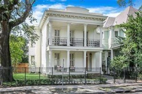 4200 Saint Charles Ave, New Orleans, LA, 70115-4740 | Card Image