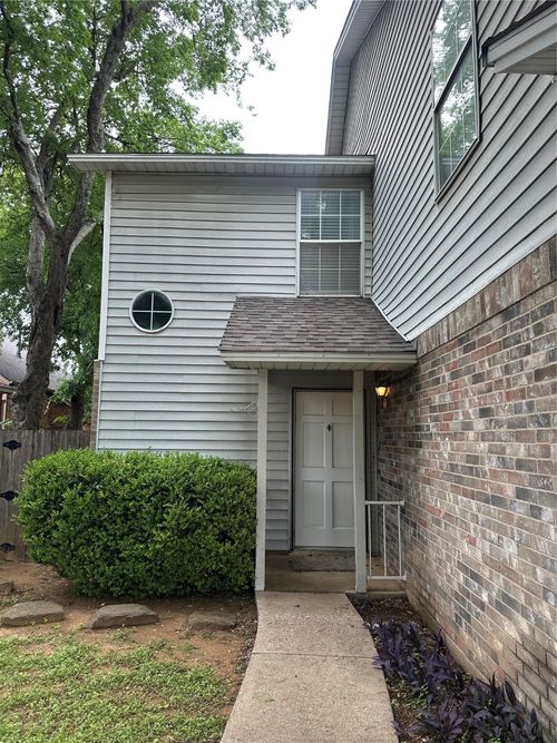 4028 Southern Charm Ct, Arlington, TX, 76016-4235 | Card Image