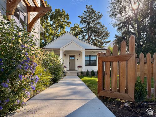 2275 4500, Holladay, UT, 84117-4407 | Card Image