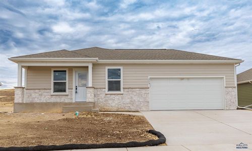 333 N Valley Dr, Rapid City, SD, 57703-4886 | Card Image