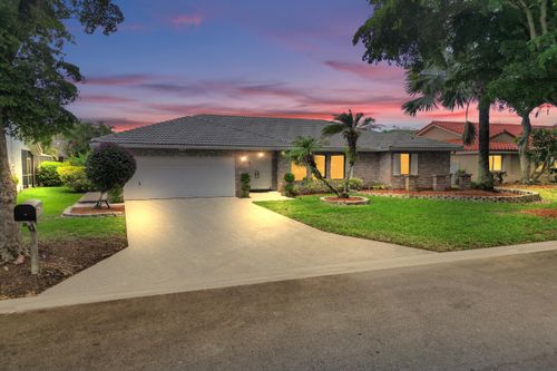5147 Nw 59th Way, Coral Springs, FL, 33067-2154 | Card Image
