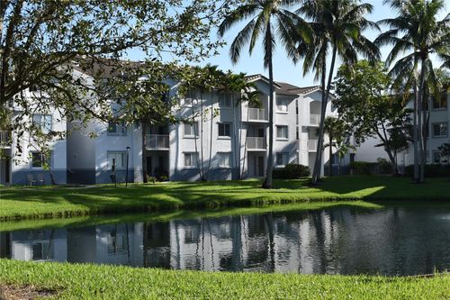 apt-111-2600 S University Dr, Davie, FL, 33328-1463 | Card Image