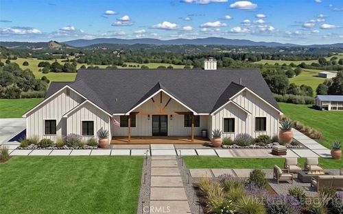 5564 Meagan Ln, Burson, CA, 95225-7188 | Card Image