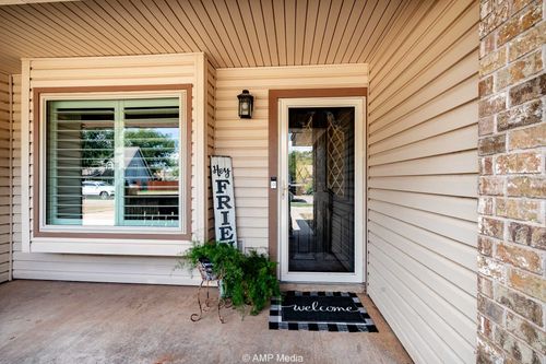 1414 Bartley St, Stamford, TX, 79553-6102 | Card Image