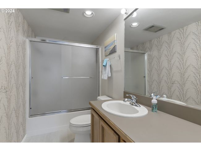 M2 - 4175 N Highway 101, Condo with 2 bedrooms, 3 bathrooms and 1 parking in Depoe Bay OR | Image 30