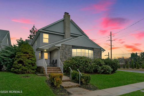 26 Wyckoff St, Deal, NJ, 07723-1324 | Card Image