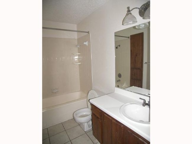A - 1915 Prairie Knoll Ct, Home with 2 bedrooms, 1 bathrooms and 1 parking in Austin TX | Image 7