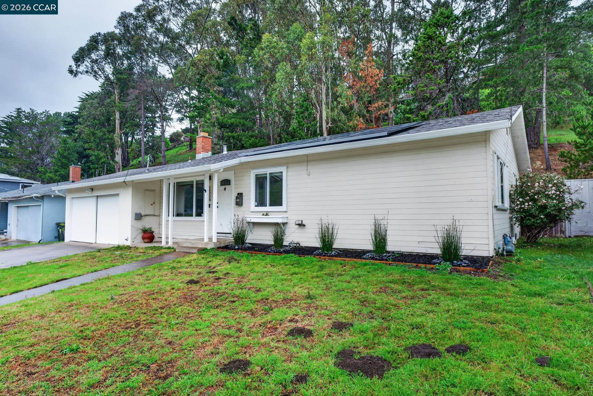 Residential in Pacifica 4
