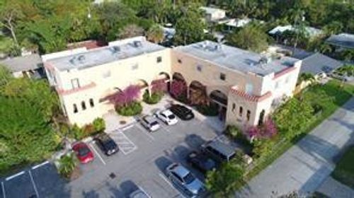 905 Ne 28th St, Wilton Manors, FL, 33334-3750 | Card Image