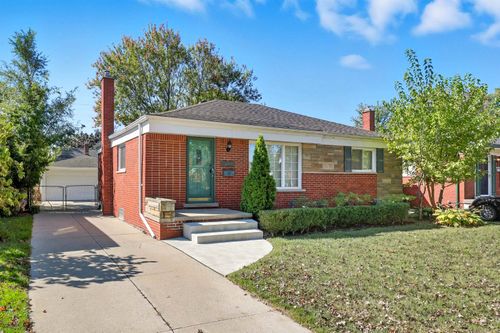19916 Alger St, Saint Clair Shores, MI, 48080-3703 | Card Image