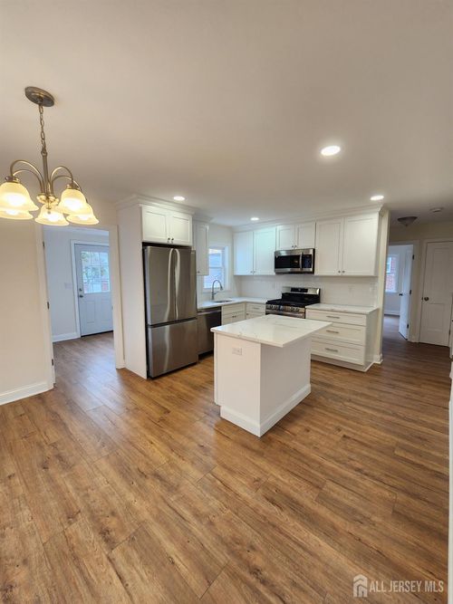 34 Scott Ave, South Amboy, NJ, 08879-1106 | Card Image