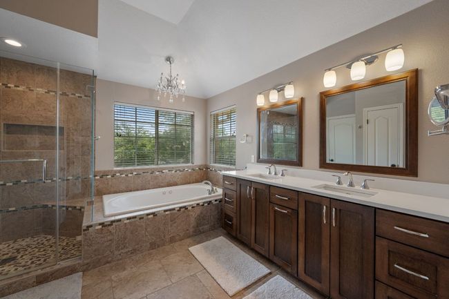 10001 Lachlan Dr, House other with 5 bedrooms, 3 bathrooms and null parking in Austin TX | Image 18