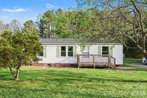 1392 Old Mountain Rd, Statesville, NC, 28677-2046 | Card Image