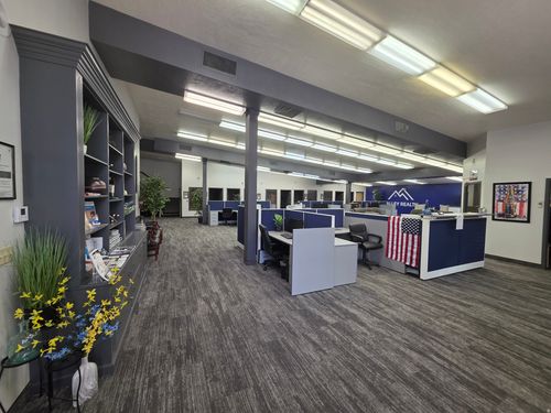 135 S Main St, Logan, UT, 84321-5282 | Card Image