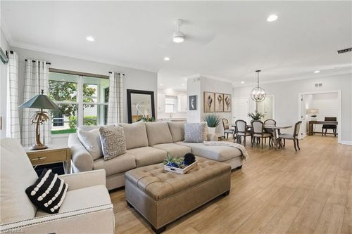 apt-102-28657 San Lucas Ln, BONITA SPRINGS, FL, 34135-8337 | Card Image