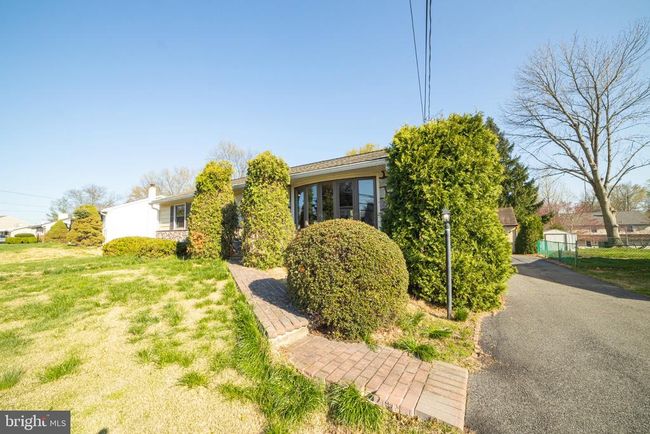 465 Dutton St, House other with 3 bedrooms, 2 bathrooms and null parking in UPPER CHICHESTER PA | Image 4