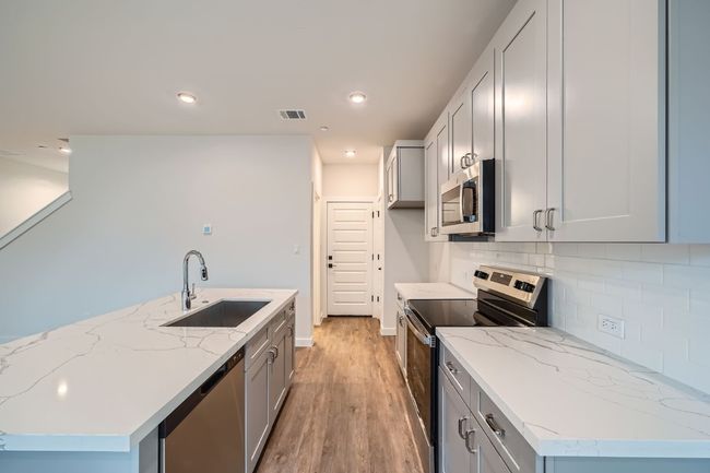 UNIT-904 - 2600 Gattis School Rd, Condo with 3 bedrooms, 3 bathrooms and 2 parking in Round Rock TX | Image 12