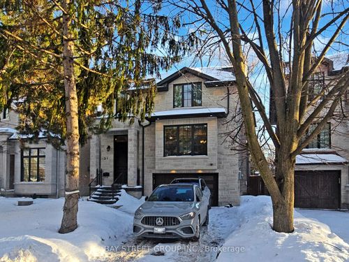 31 Evergreen Gdns, East York, ON, M4G1C4 | Card Image