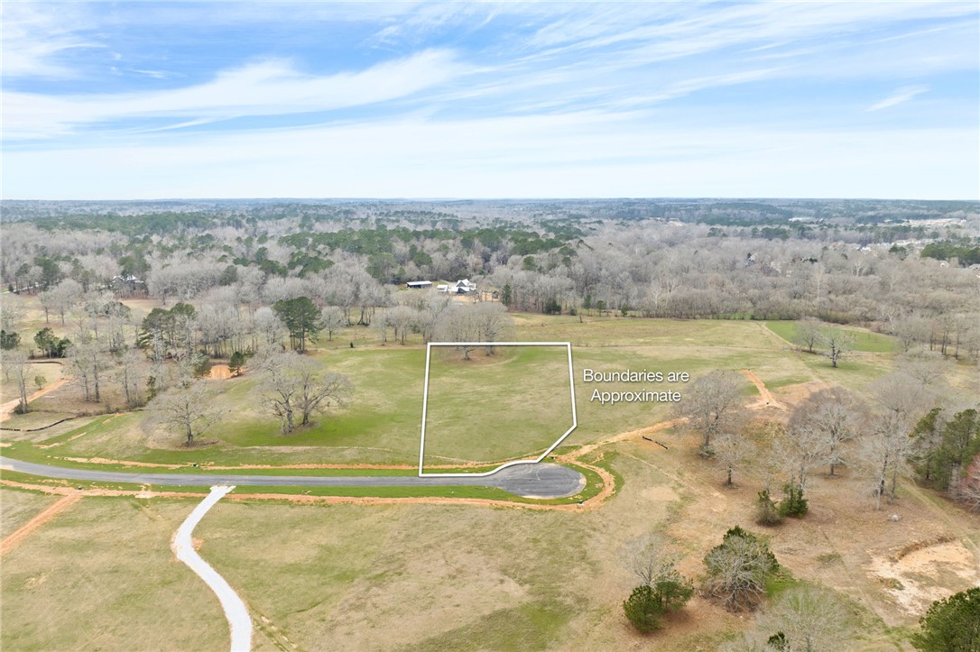 Land in Auburn