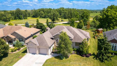 {{alt}} | Card Image