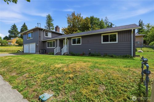 360 Tremont St W, Port Orchard, WA, 98366-3742 | Card Image