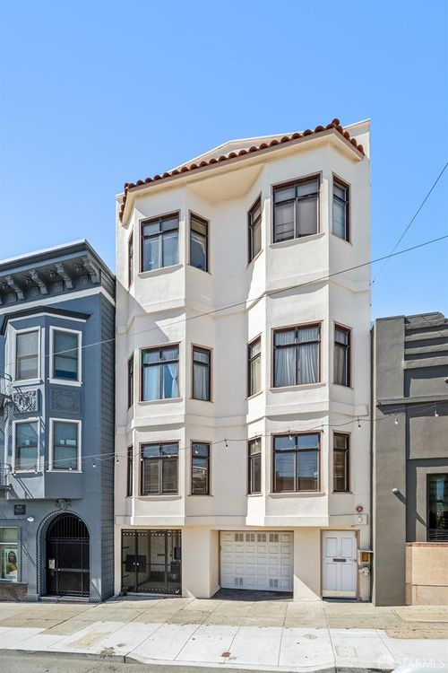 812 Taraval Street, San Francisco, CA, 94116 | Card Image
