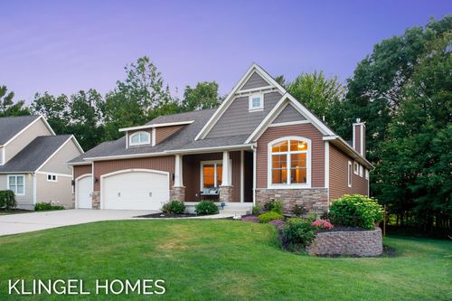 16411 W Willow Dr, Spring Lake, MI, 49456-1072 | Card Image