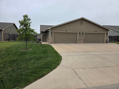 8796 E Chris Ct, Bel Aire, KS, 67226-6408 | Card Image