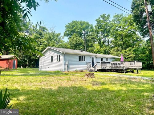 33 River View Dr, HARPERS FERRY, WV, 25425-5088 | Card Image