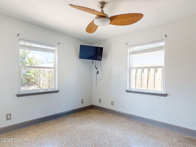650 S Pine St, House other with 3 bedrooms, 2 bathrooms and null parking in NEW SMYRNA BEACH FL | Image 22