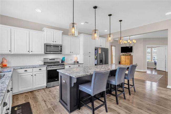 Kitchen | Image 9