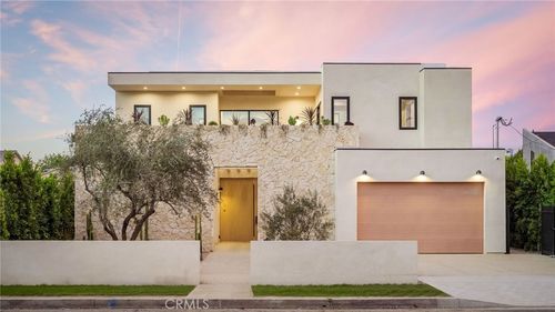 15447 Huston St, Sherman Oaks, CA, 91403-1042 | Card Image