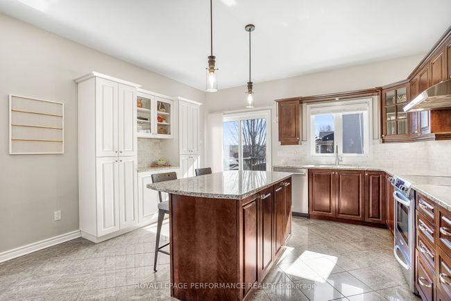 52 St Viateur Cres, House other with 4 bedrooms, 3 bathrooms and 4 parking in Limoges ON | Image 11