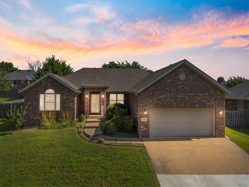 230 Coopers Way, Centerton, AR, 72719-9430 | Card Image