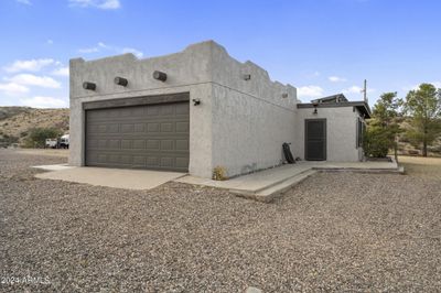 9749 S Ice House Canyon Road, House other with 4 bedrooms, 2 bathrooms and null parking in Globe AZ | Image 1