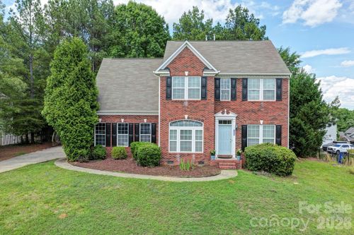 305 Hydrangea Dr, Lake Wylie, SC, 29710-8859 | Card Image