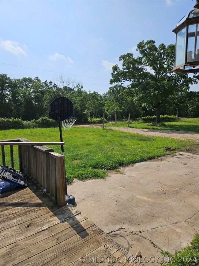 8953 N 490 Rd, House other with 3 bedrooms, 2 bathrooms and null parking in Tahlequah OK | Image 9