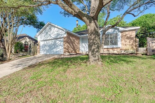 5006 Acorn Grove Ct, Austin, TX, 78744-4001 | Card Image