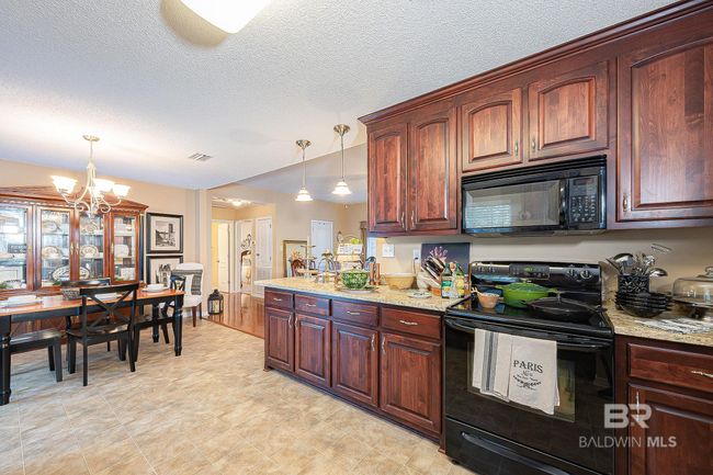 Kitchen | Image 30