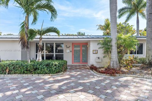 4440 Ne 17th Ave, Oakland Park, FL, 33334-5514 | Card Image