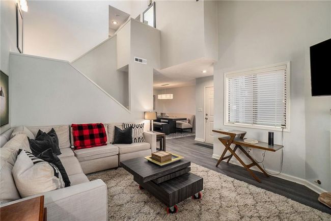 802 Cedar Chase Cir Ne, Townhouse with 2 bedrooms, 3 bathrooms and 2 parking in Atlanta GA | Image 6