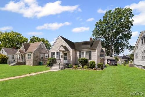 603 Parkview Dr, O Fallon, IL, 62269-2602 | Card Image