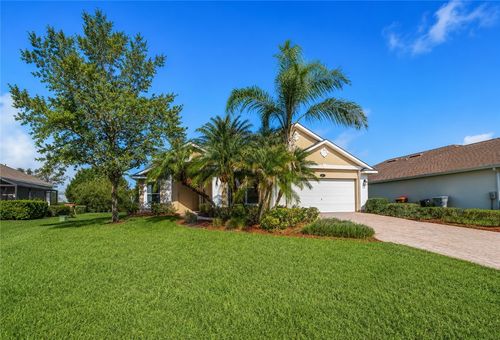 635 Valencia Cir Sw, Vero Beach, FL, 32968-6017 | Card Image